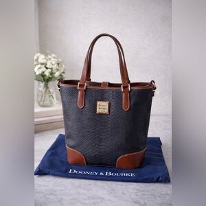 NWT Dooney & Bourke Claremont Phyton Medium Cayden Bag, Genuine Leather, Black